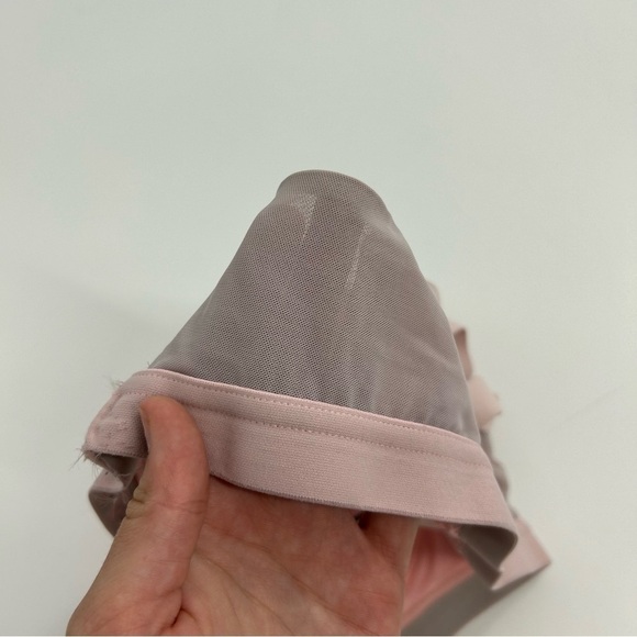 Victoria Sport VS Incredible Lightweight Colorblock Pink Max Cage Sport Bra 34B - Picture 7 of 7